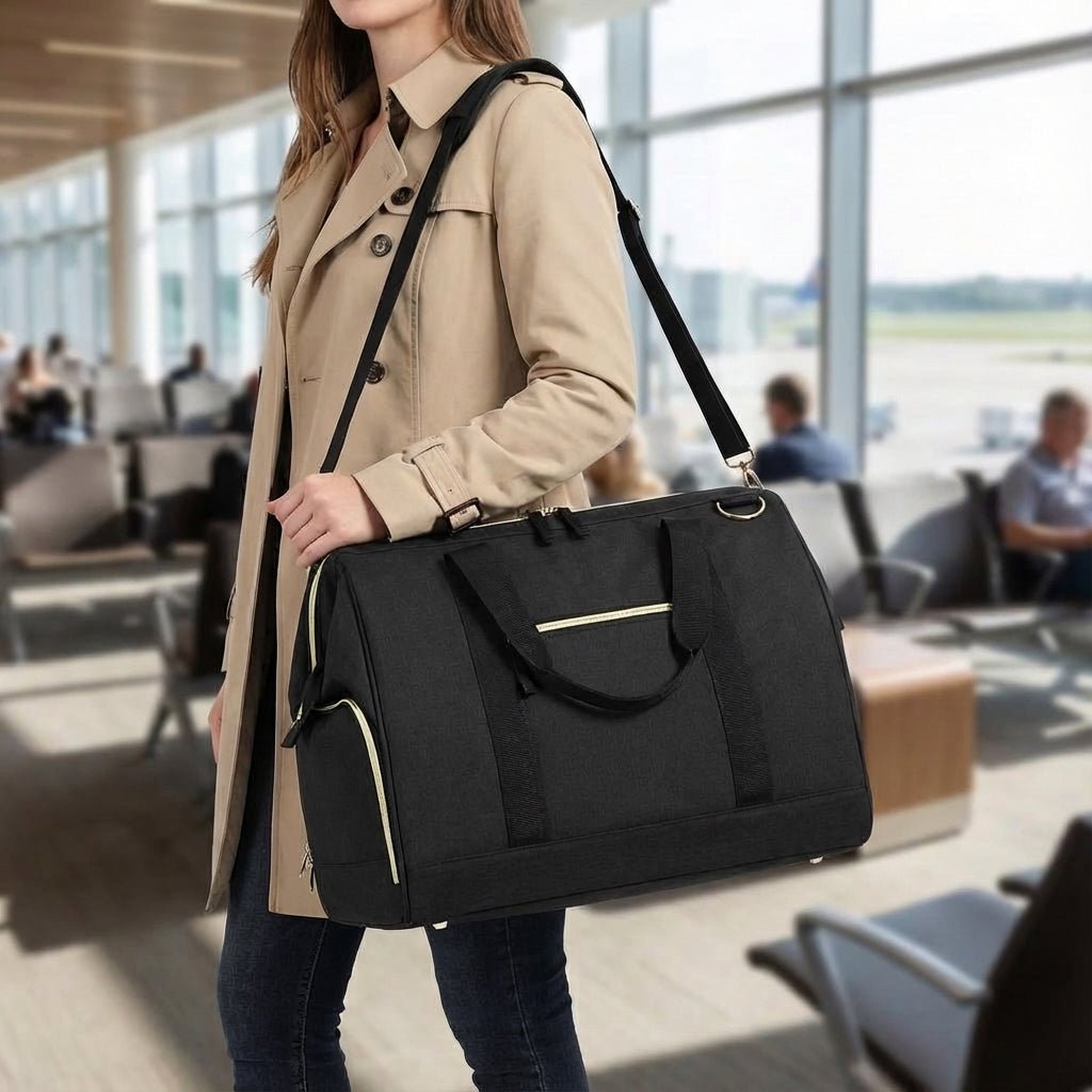 Water-resistant black duffel bag with a shoe compartment, 33L capacity, designed for easy packing and organization, perfect for travel and outdoor activities 0